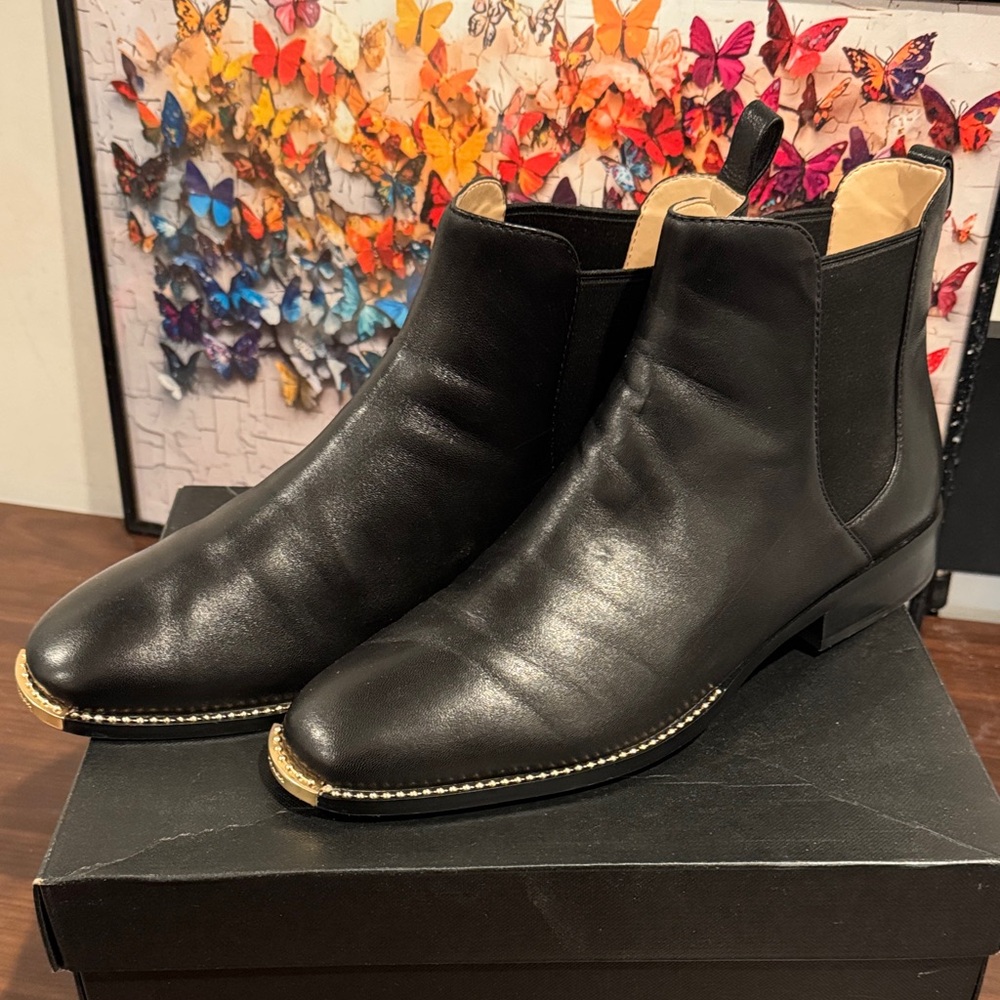 Coach Black Leather Chelsea Boots with gold accents.worn once size 10